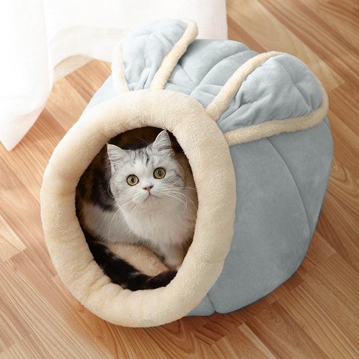 Enclosed Villa Cat House - Cozy Bed And Hideaway For Your Feline Friend