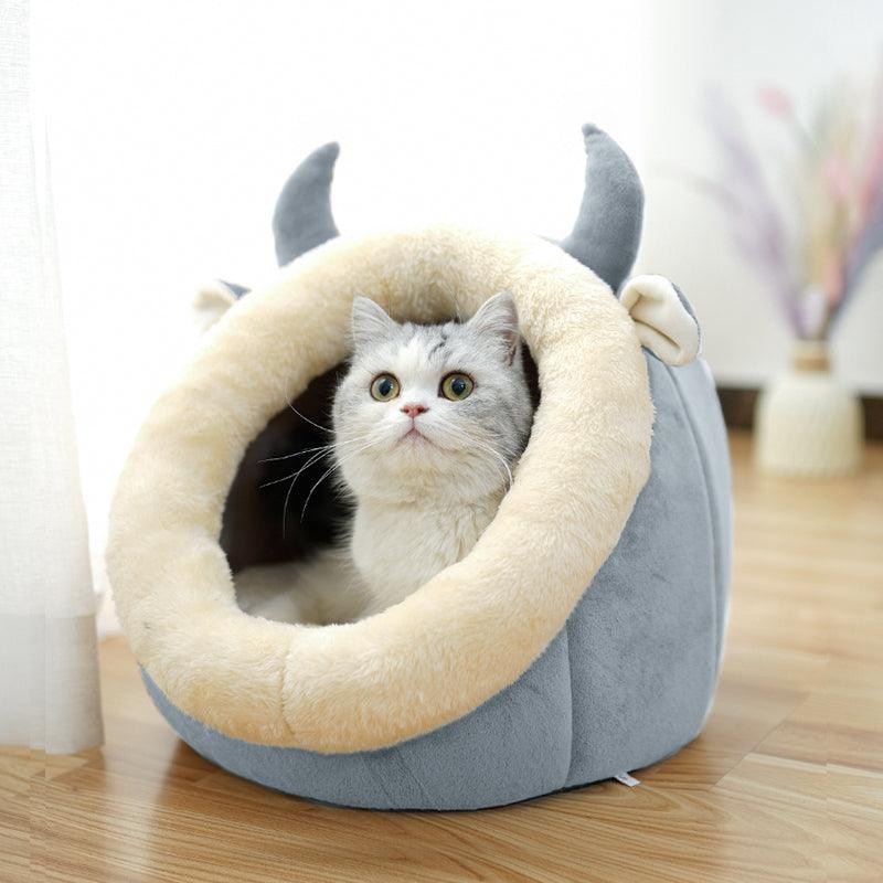 Enclosed Villa Cat House - Cozy Bed And Hideaway For Your Feline Friend